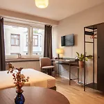 Jm Boutique - Medienhafen *