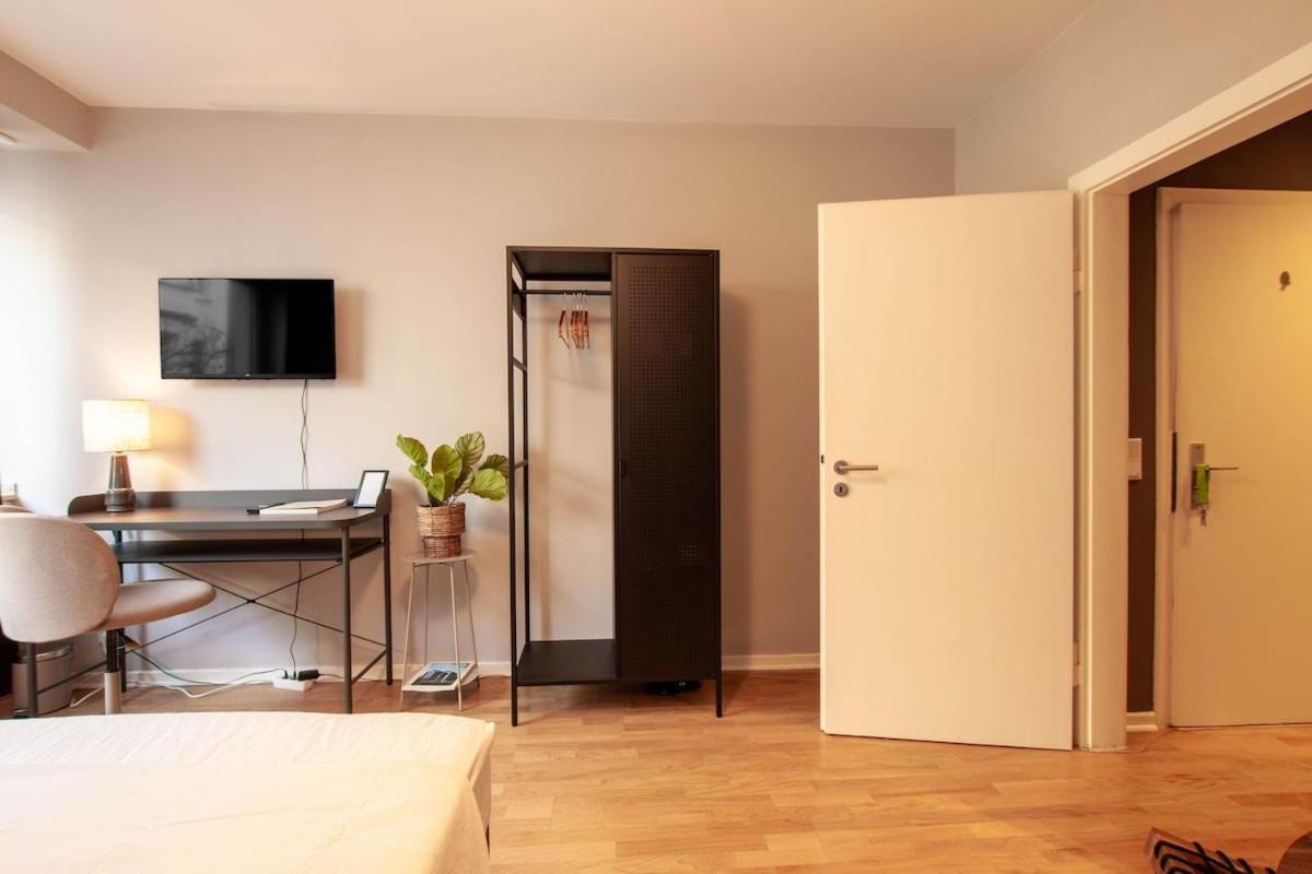 Jm Boutique - Medienhafen Düsseldorf